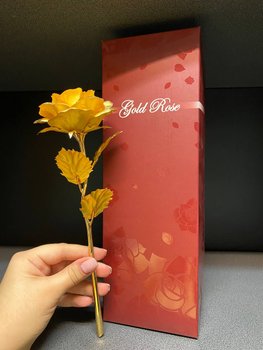 Розы подарочные Сусальное золото