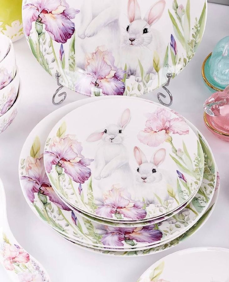 Столовый сервиз, набор тарелок "Кролики в Ирисах" на 4 персони