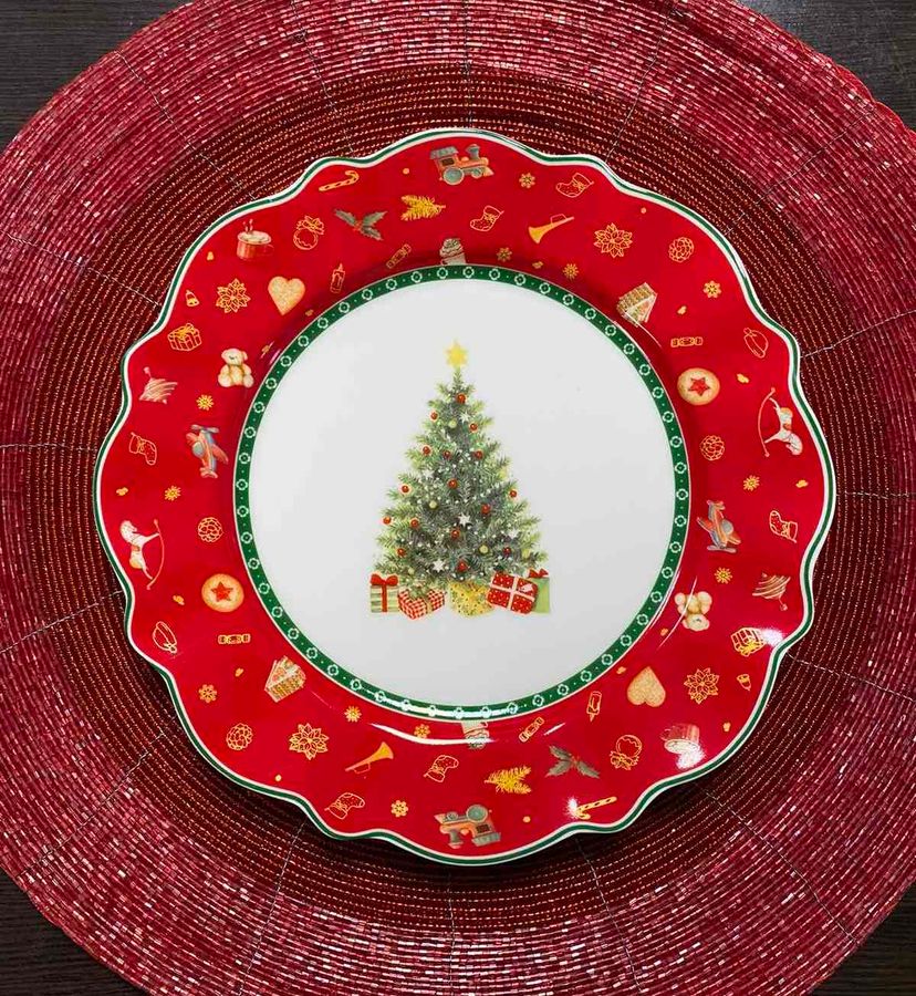 Набор новогодних тарелок на 2 персони Рождественский, 4 предмета