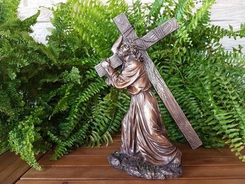 Коллекционная статуэтка Veronese Иисус несет крест WU75800A4
