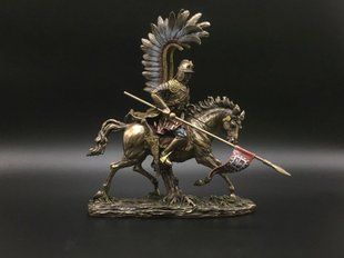 Колекційна Статуетка Veronese Польський Гусар 74521A4