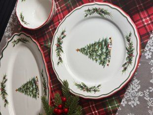 Тарілки новорічні Green Christmas 27 см набір 4 шт