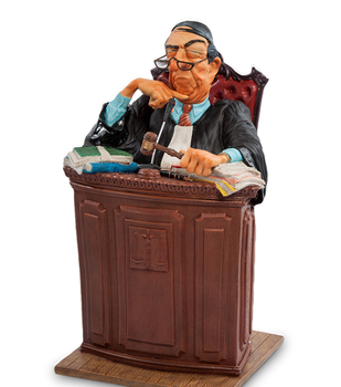 Коллекционная статуэтка Судья Forchino FO 85529