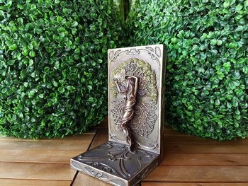 Коллекционная статуэтка Veronese "Земля, жизнь, магия" WU76850A4