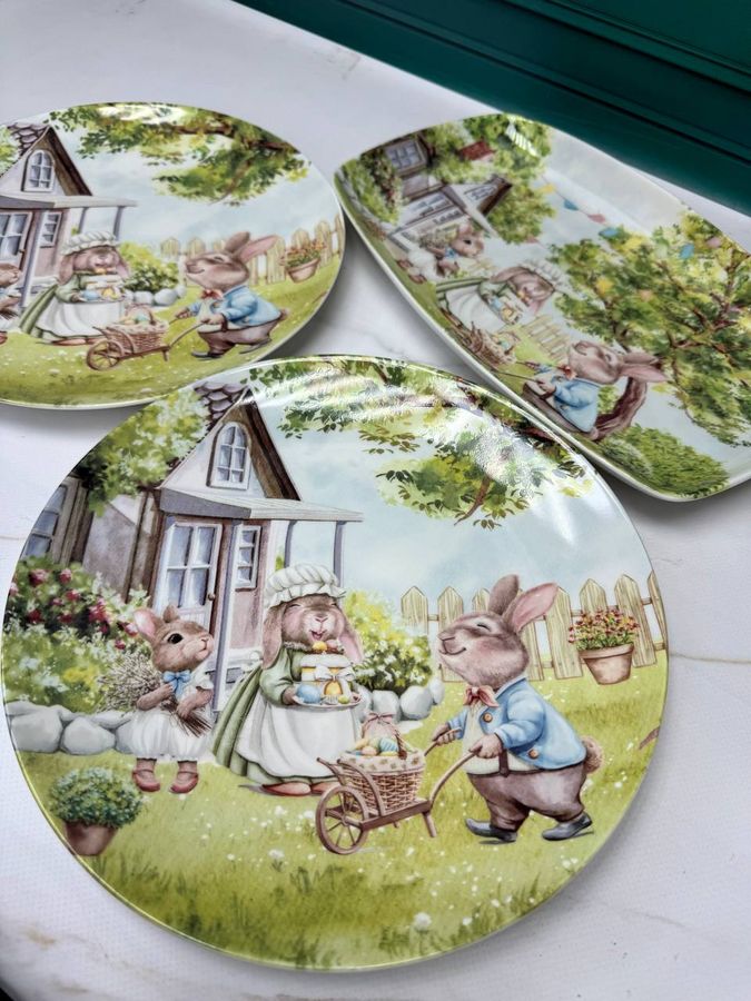 Пасхальный набор посуды с кроликами