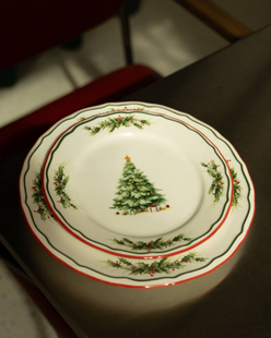 Набір новорічних тарілок Green Christmas 8 шт 4 персони