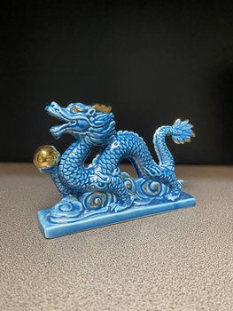 Статуэтка Синий Дракон фарфоровая. Символ 2024 года
