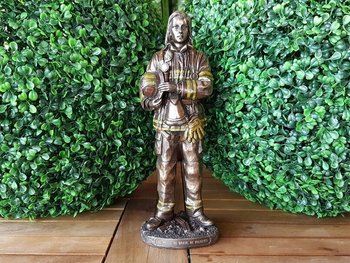 Колекційна статуетка Veronese Жінка Пожежний WU77021A4