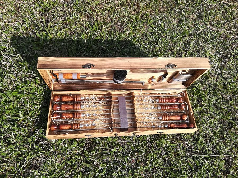 Подарочный набор шампуров "VIP" в деревянной коробке