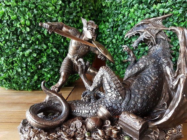 Коллекционная статуэтка Veronese Зигфрид - убийца драконов 76404A4