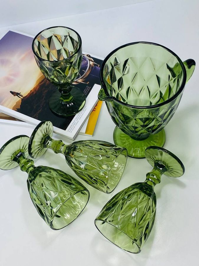 Набор из 6 стеклянных бокалов на ножке с кувшином Смарагд зеленый