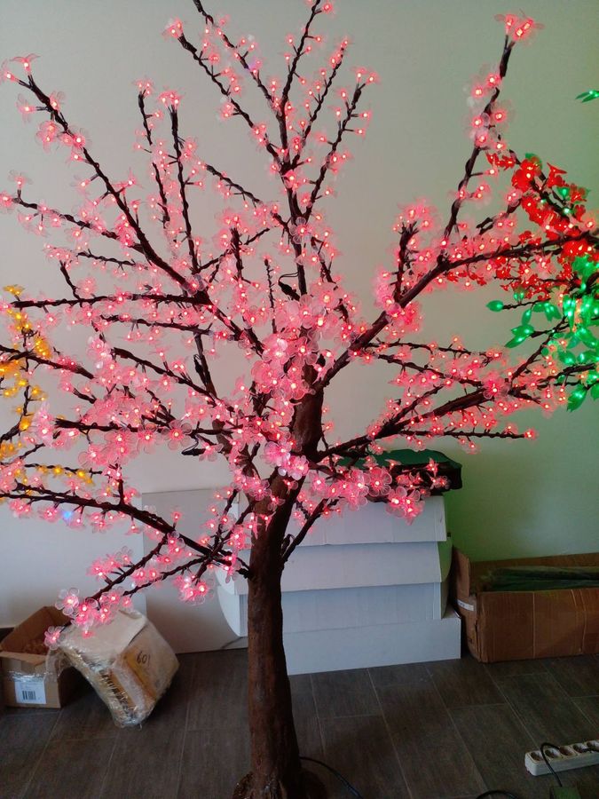 Светящееся, светодиодное дерево Сакура красная уличная 1,8 м