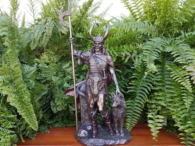 Коллекционная статуэтка Veronese Скандинавский бог викингов Локи WU76766A4, Под заказ 10 рабочих дней