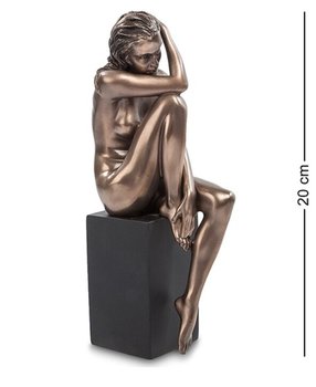 Статуетка Veronese Дівчина Ws-149