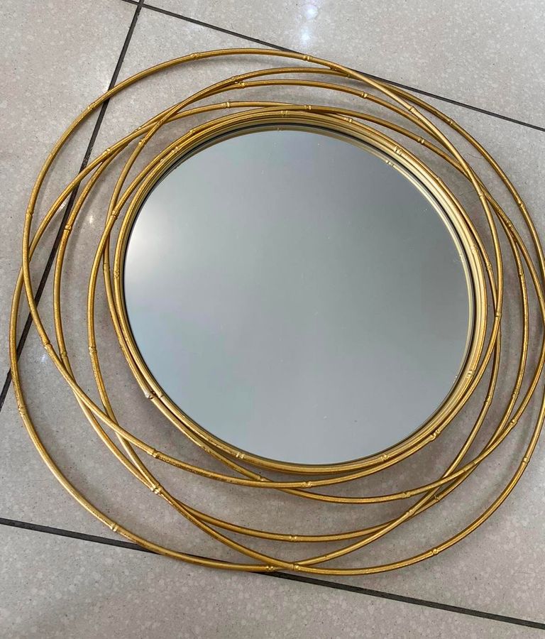 Зеркало настенное декоративное в металле 63 см 91075