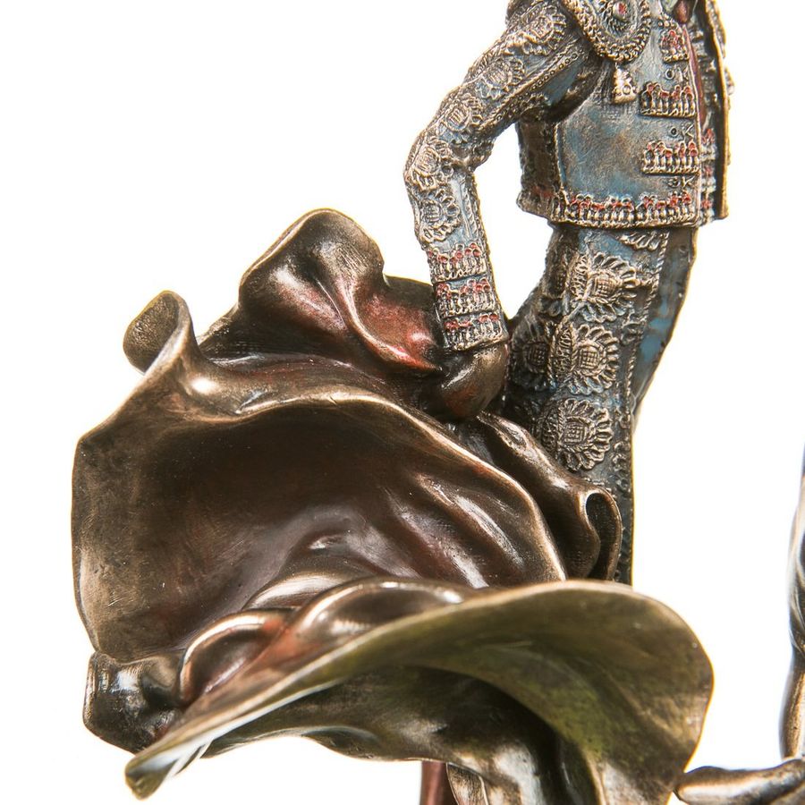 Статуетка Veronese Тореадор з Биком 77063A4