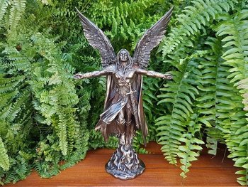Коллекционная статуэтка Veronese Ангел с мечом WU74784A4