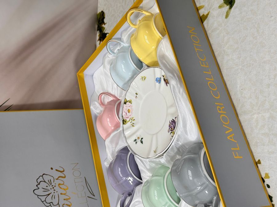Чайний Набір фарфоровий Arcobaleno на 6 персон, різнокольорові чашки
