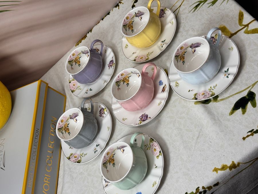 Чайний Набір фарфоровий Arcobaleno на 6 персон, різнокольорові чашки