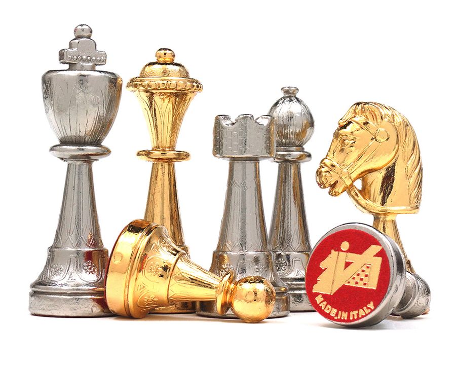 Шахматы подарочные Italfama "Staunton" с золотом и серебром