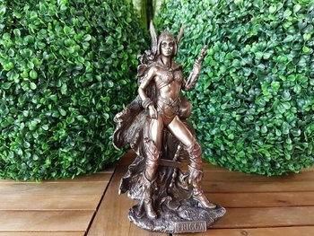 Коллекционная статуэтка Veronese Фригг - скандинавская богиня любви и семьи WU75526A4