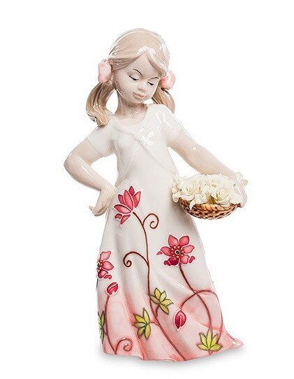 Фарфоровая статуэтка Девочка с цветами Pavone JP-764/17
