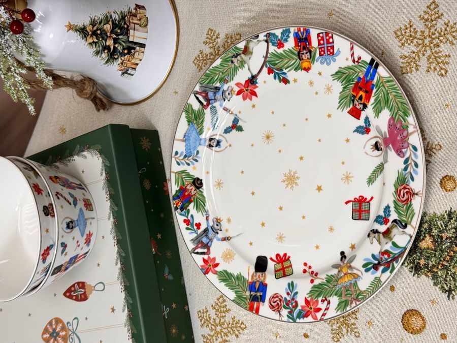 Набір новорічних тарілок "WHITE Christmas" 6 шт 27 см