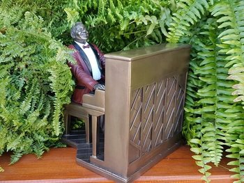 Коллекционная статуэтка Veronese Пианист WU76547A5