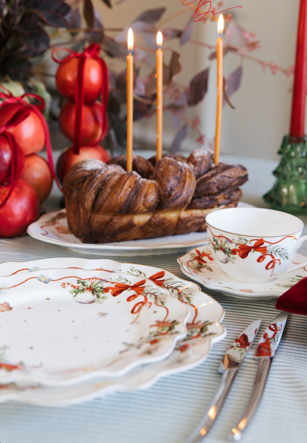 Набор новогодних тарелок Christmas Ribbon 6 персон 12 шт