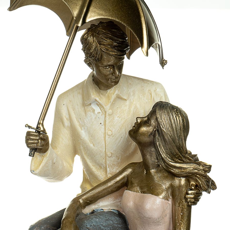 Статуэтка "Влюбленная пара под зонтом" 2007-066