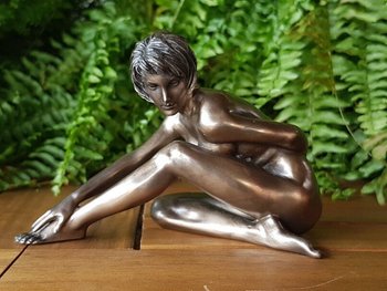 Коллекционная статуэтка Veronese Обнаженная девушка 75297A1