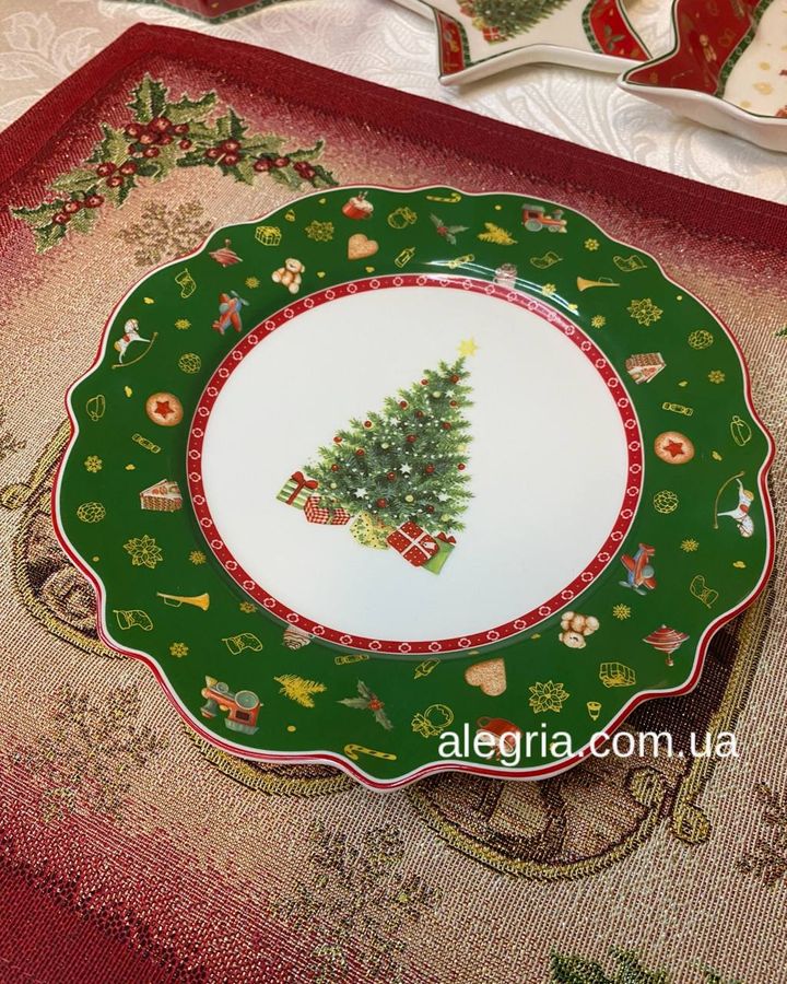 Набор с 6 новогодних тарелок 21 см, 3 цвета