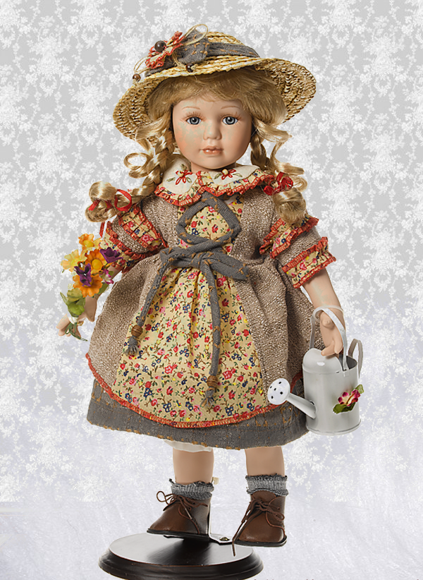 Кукла фарфоровая, декоративная Алиса 42 см RF-Collection
