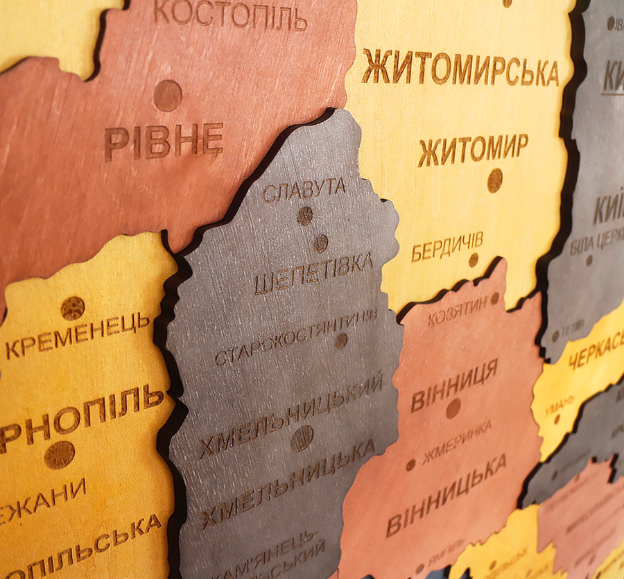 Карта Украины деревянная с подсветкой 143*100 см
