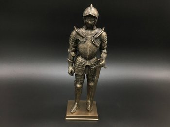 Коллекционная статуэтка Veronese Рыцарь в доспехах 70476A1